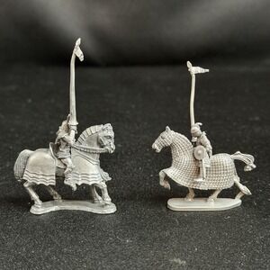 Two Vintage Partha Pewter Medieval Knights on horses Figurines PP 828 & PP 663